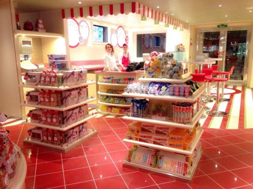 Cruise Ships – Candy Shop and Passage